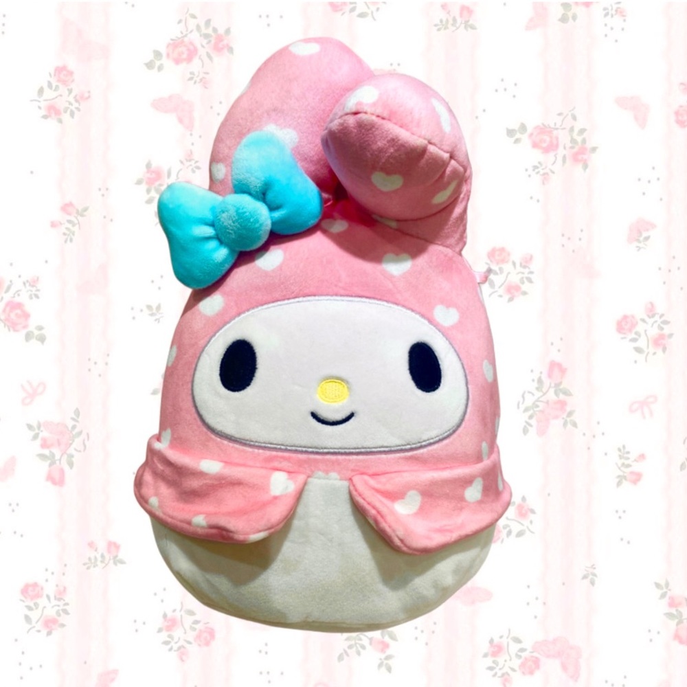 Valentine’s My Melody Squishmallow 🤍🎀